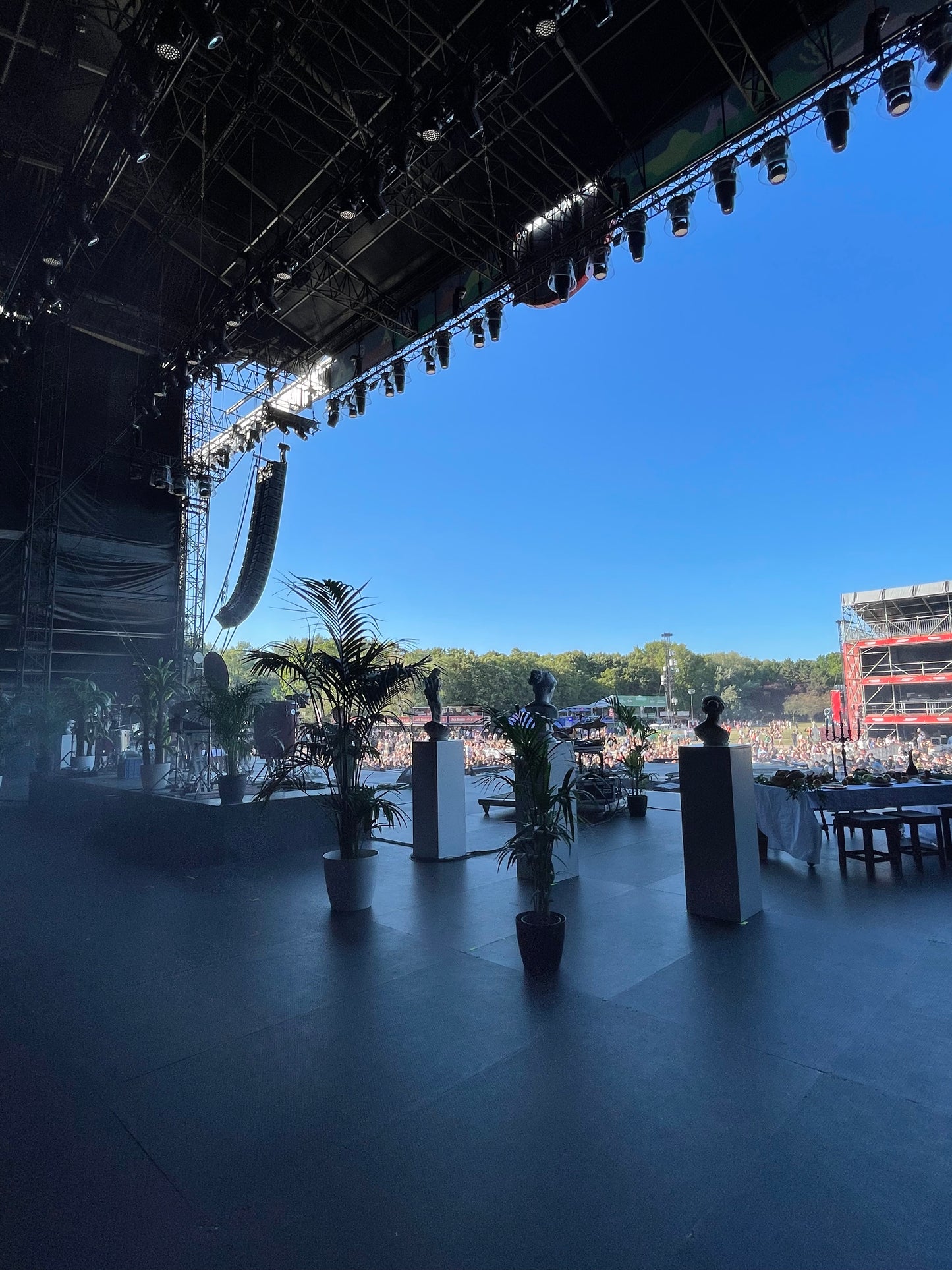 CONCERT STAGE DESIGN RENTALS